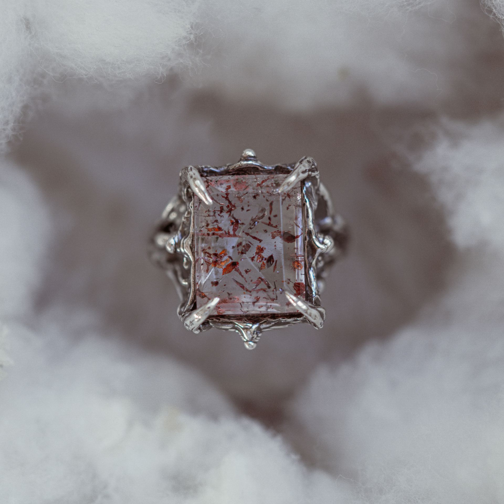 Srebrny pierścionek z Super Seven, r. 15 - obrazek 3