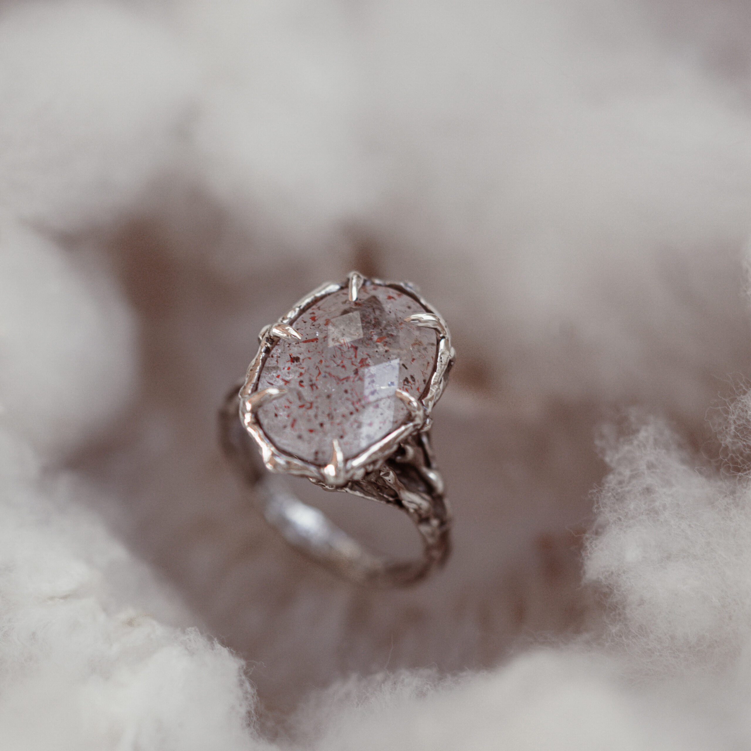 pierścionek z kamieniem Super Seven srebro 925