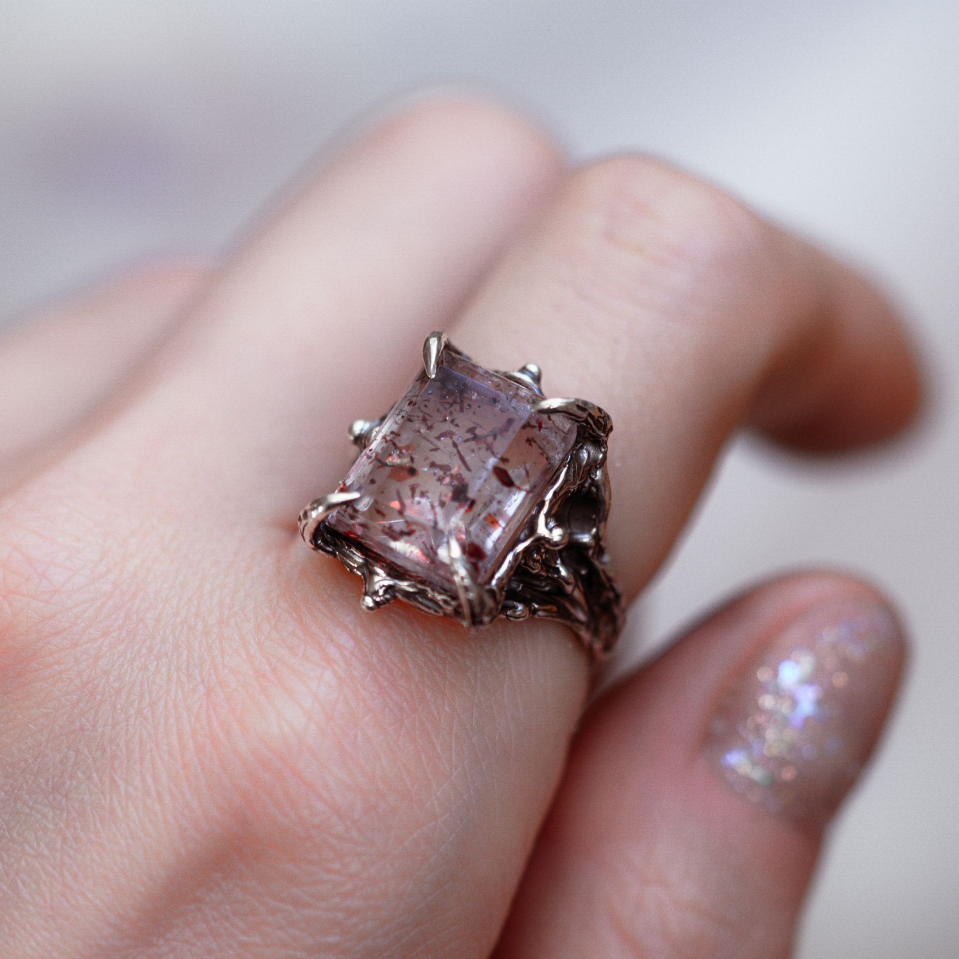 pierścionek z kamieniem Super Seven srebro 925