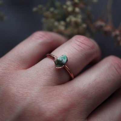 Śladem Natury - Pierścień z Surowym Szmaragdem r. 14,5