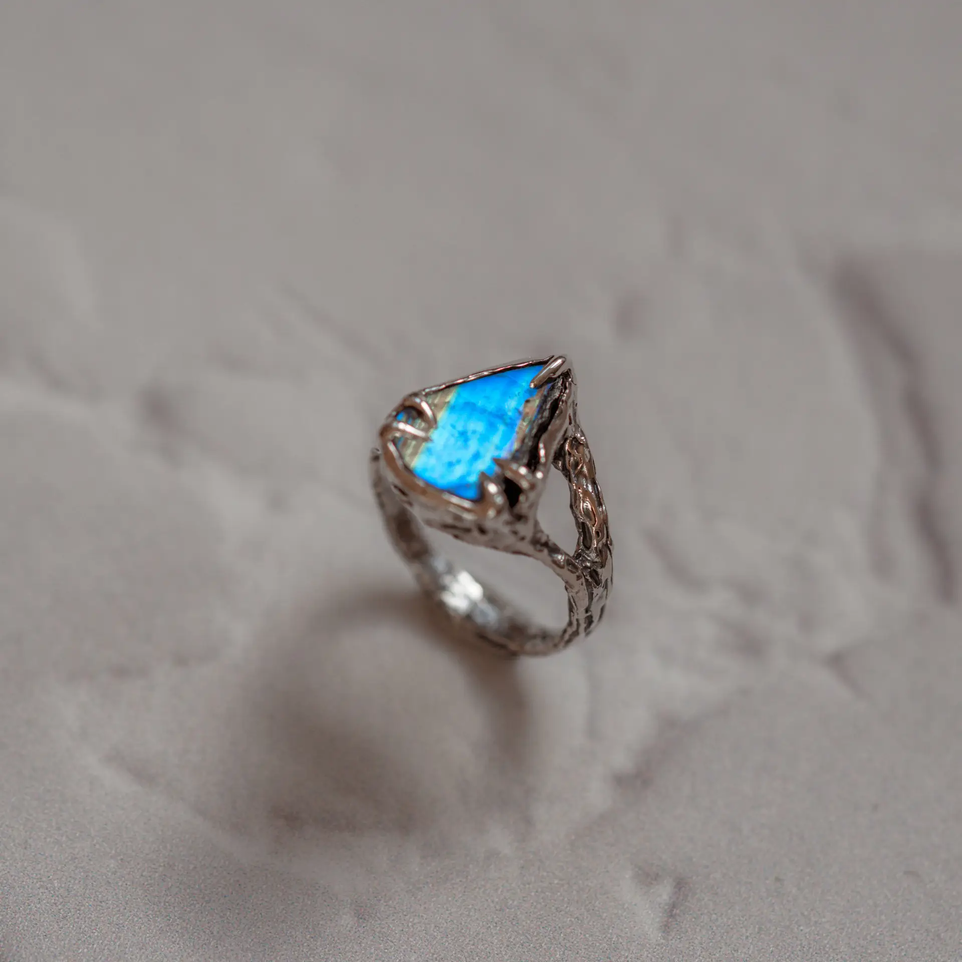 Łza księżyca – pierścionek z kamieniem księżycowym r. 11,5 - obrazek 5