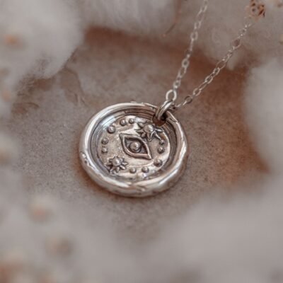 Srebrny naszyjnik z motywem oka „Oko Intuicji”