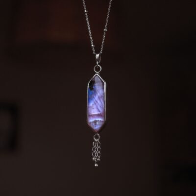 Mondsteinkette Silber – handgefertigter Anhänger mit Naturstein, verschiedene Formen