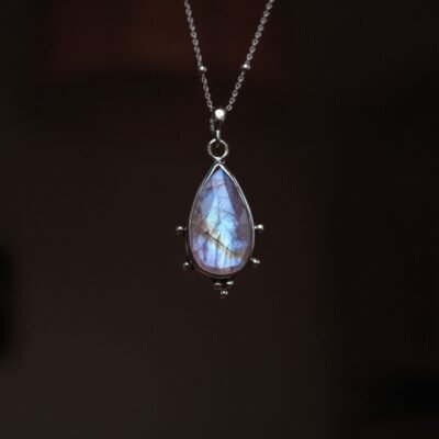 Srebrny naszyjnik z kamieniem księżycowym – Still Moon