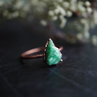 Śladem Natury - Pierścień z Surowym Szmaragdem r. 20,5