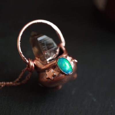 Naszyjnik Kociołek Czarownicy z Kwarcem Dymnym i Opalem