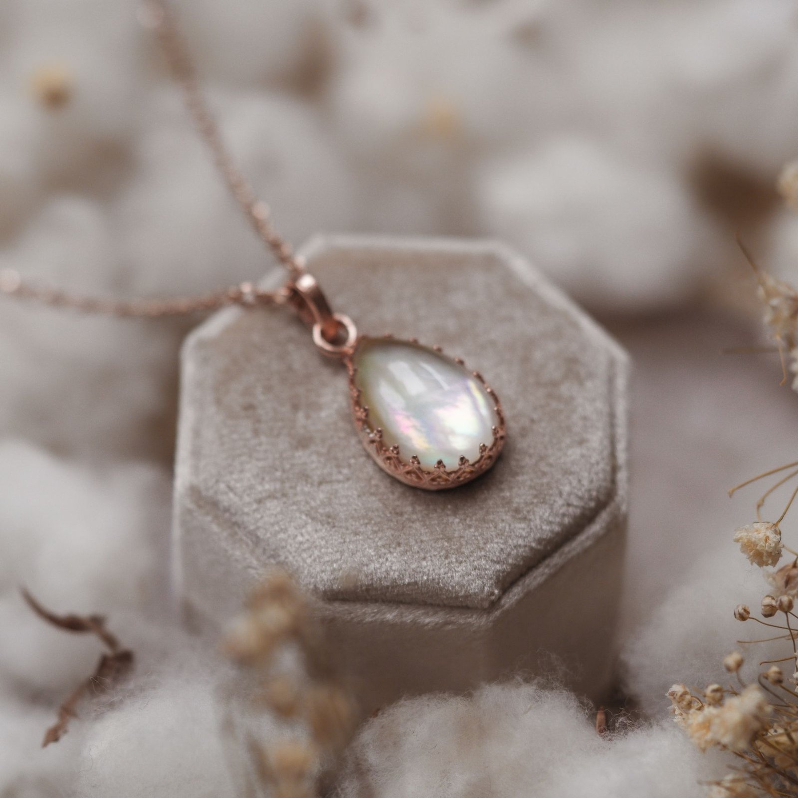 Miedziany naszyjnik z Mother of Pearl – Soft Light