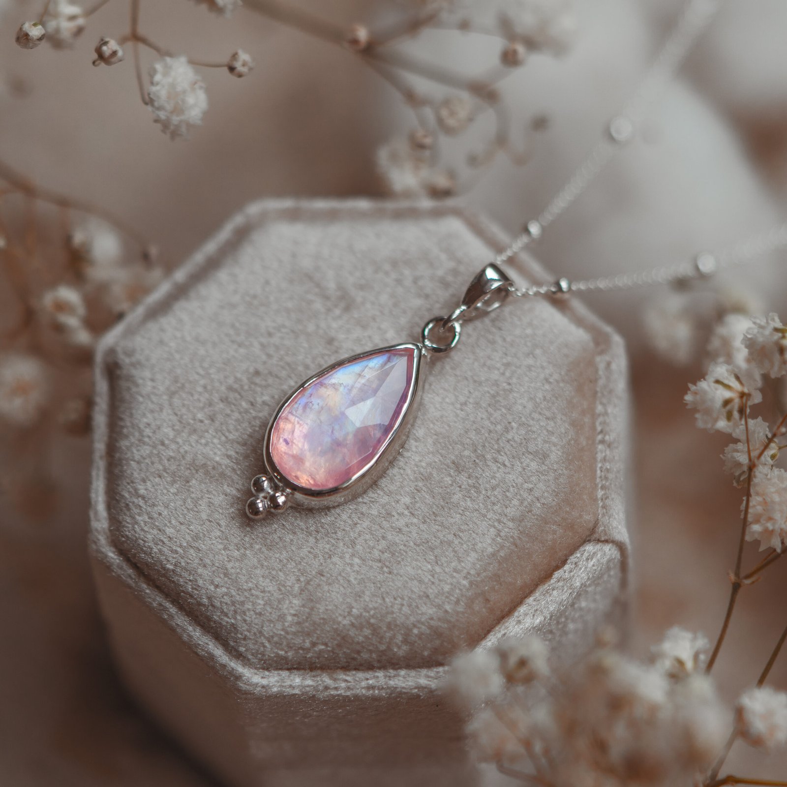 kamień księżycowy naszyjnik ręcznie robiony