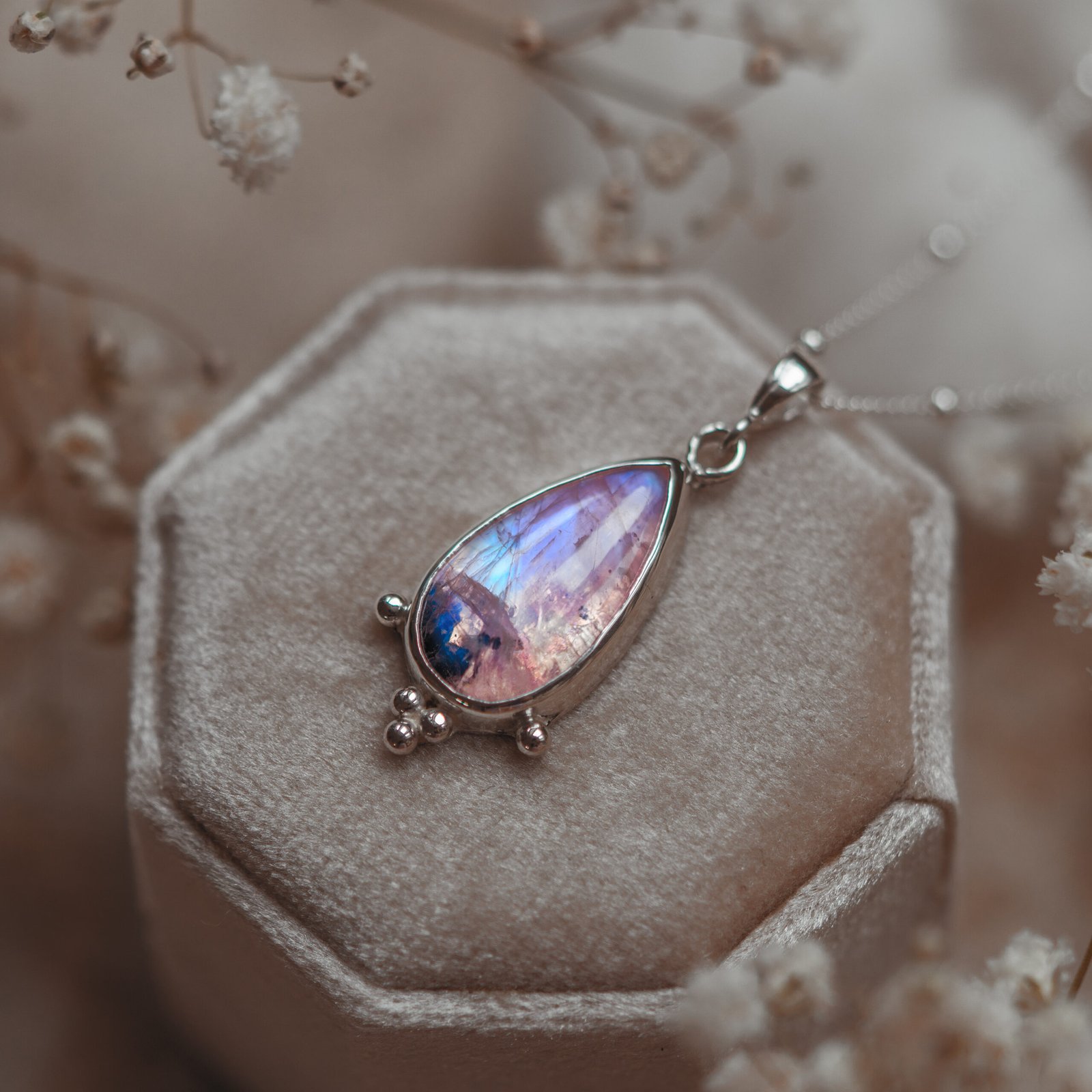 kamień księżycowy naszyjnik ręcznie robiony